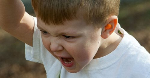 مدیریت مشکلات رفتاری در کودکان طیف اوتیسم
